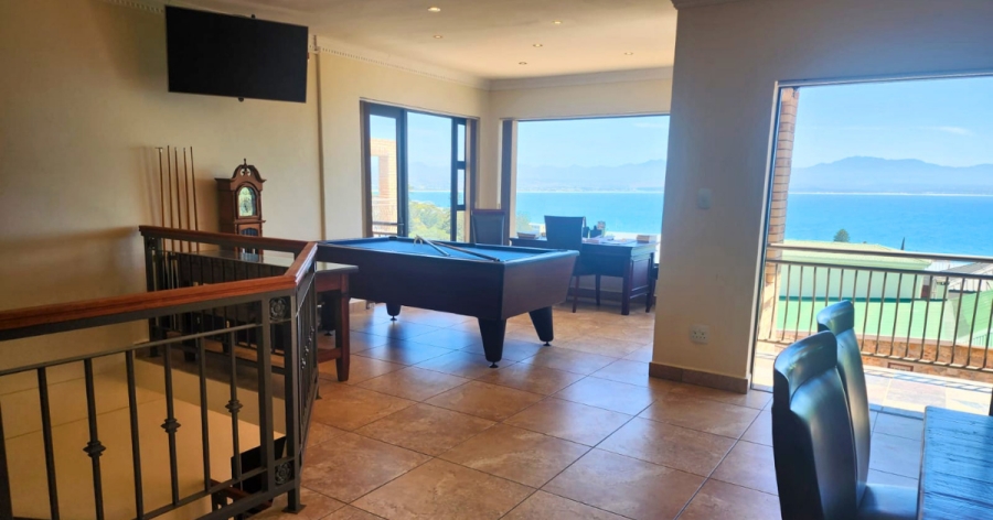 4 Bedroom Property for Sale in Mossel Bay Central Western Cape
